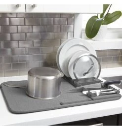 Umbra Udry Afdruiprek Met Droogmat - Antraciet -Schoonmaakartikelen Winkel 1122x1200 2