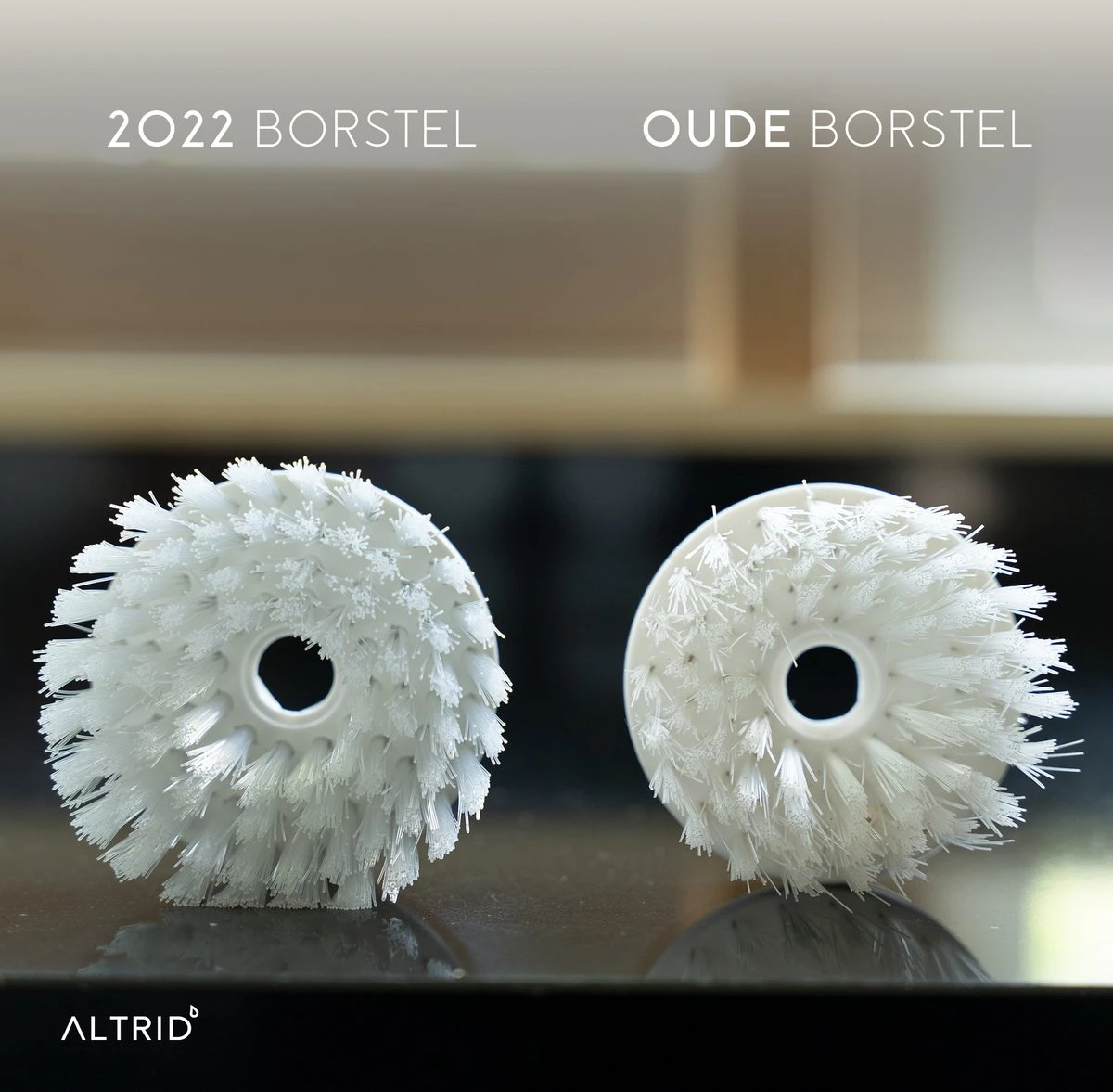 Altrid Elektrische Schoonmaakborstel - Oplaadbaar - Verbeterde Versie - 3 Opzetstukken - Poetsmachine - Handborstel - Schrobborstel - Schrobber - Reinigingsborstel - Schoonmaakmiddelen 7 Altrid Elektrische Schoonmaakborstel - Oplaadbaar - Verbeterde Versie - 3 Opzetstukken - Poetsmachine - Handborstel - Schrobborstel - Schrobber - Reinigingsborstel - Schoonmaakmiddelen - Afbeelding 5