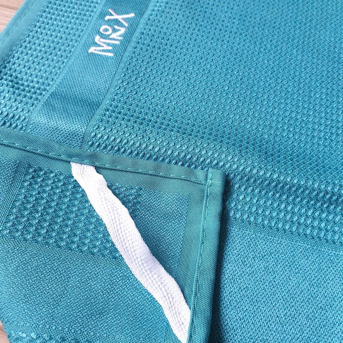 Monx - Microvezeldoekjes - Microvezel Handdoek - Schoonmaakdoekjes - Reinigingsdoekjes - Raamdoeken - 3 Stuks - 40x60cm 9 Monx - Microvezeldoekjes - Microvezel Handdoek - Schoonmaakdoekjes - Reinigingsdoekjes - Raamdoeken - 3 Stuks - 40x60cm - Afbeelding 7