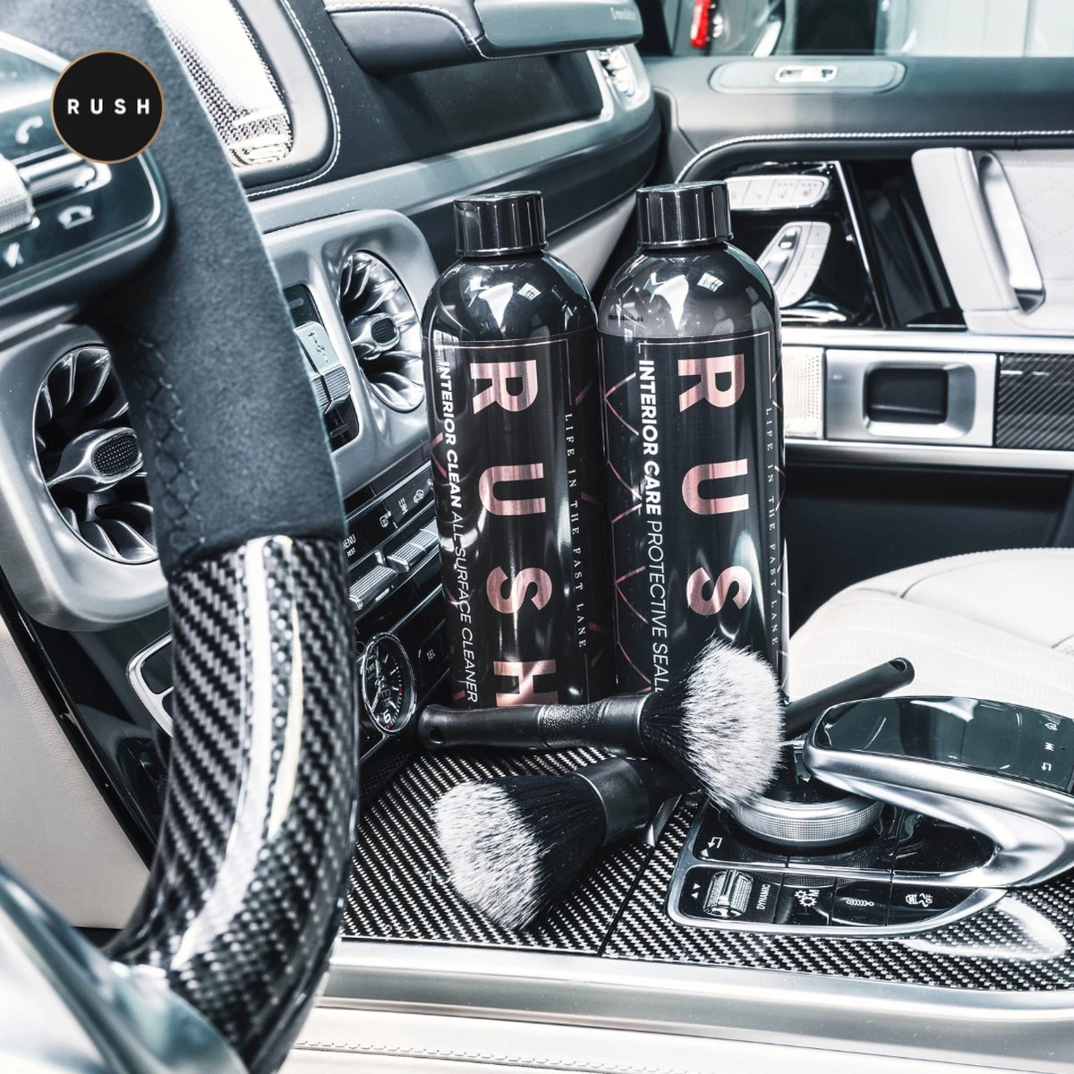 RUSH Bekleding Reiniger - Interieur Reiniger - Auto Wassen - Schoonmaken - Auto Accessories - Interior Clean 750ml 8 RUSH Bekleding Reiniger - Interieur Reiniger - Auto Wassen - Schoonmaken - Auto Accessories - Interior Clean 750ml - Afbeelding 6