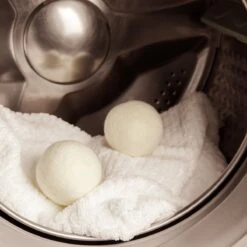 FAVE Drogerballen XL - 6 Stuks - Inclusief Opbergzakje - Wasbol - Wasballen - Doseerbol - Droogballen - Duurzaam 14 FAVE Drogerballen XL - 6 Stuks - Inclusief Opbergzakje - Wasbol - Wasballen - Doseerbol - Droogballen - Duurzaam -Schoonmaakartikelen Winkel 1200x1200 437