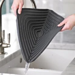 "Joseph Joseph Afdruipmat - Flume - Large - 31 X 43,5 Cm - Grijs" 12 "Joseph Joseph Afdruipmat - Flume - Large - 31 X 43,5 Cm - Grijs" -Schoonmaakartikelen Winkel 1200x1200 754