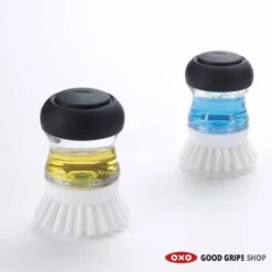 OXO Good Grips Handborstel / Afwasborstel Met Zeepdispenser -Schoonmaakartikelen Winkel 1200x1200 766