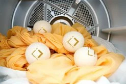 LuxerLiving Wasbol Set Van 6 - Droogt Tot 30% Sneller - Wasverzachter - Droger Ballen - Dryer Balls - Ecologisch - 100% Wol -Schoonmaakartikelen Winkel 1200x800 2