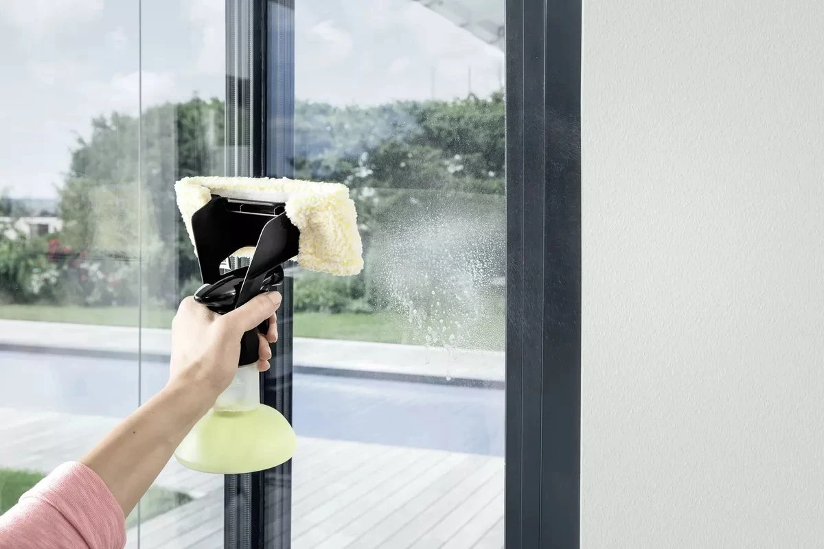 Kärcher RM 500 - Glasreiniger Concentraat - Limited Edition Witte Lelie - 750 ML 4 Kärcher RM 500 - Glasreiniger Concentraat - Limited Edition Witte Lelie - 750 ML - Afbeelding 2