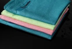 Microvezeldoekjes – 4 Stuks – Schoonmaakdoekjes – Raamdoeken – Raamdoeken Streepvrij – Microvezeldoeken – Reinigingsdoekjes – Spiegeldoeken – Autodroog Doek – Auto Schoonmaak Producten – 60 X 40cm 11 Microvezeldoekjes – 4 Stuks – Schoonmaakdoekjes – Raamdoeken – Raamdoeken Streepvrij – Microvezeldoeken – Reinigingsdoekjes – Spiegeldoeken – Autodroog Doek – Auto Schoonmaak Producten – 60 X 40cm -Schoonmaakartikelen Winkel 1200x822 4