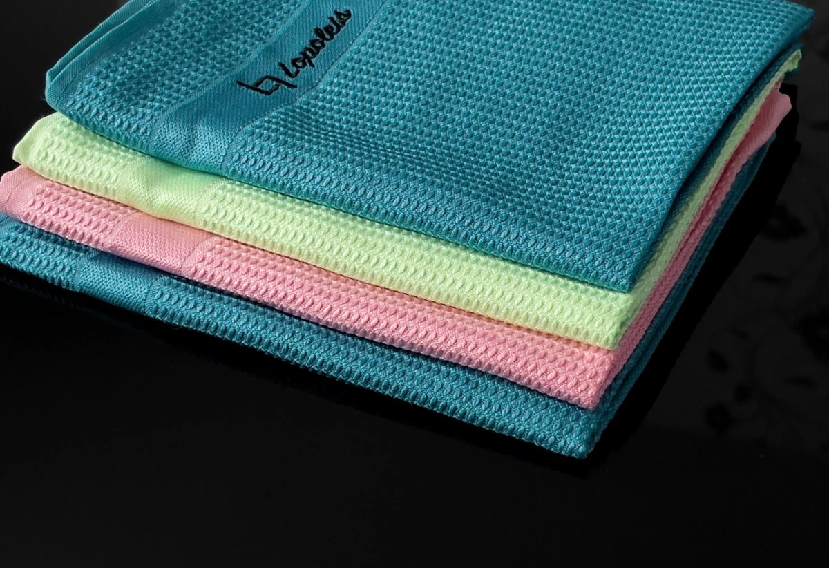 Microvezeldoekjes – 4 Stuks – Schoonmaakdoekjes – Raamdoeken – Raamdoeken Streepvrij – Microvezeldoeken – Reinigingsdoekjes – Spiegeldoeken – Autodroog Doek – Auto Schoonmaak Producten – 60 X 40cm 7 Microvezeldoekjes – 4 Stuks – Schoonmaakdoekjes – Raamdoeken – Raamdoeken Streepvrij – Microvezeldoeken – Reinigingsdoekjes – Spiegeldoeken – Autodroog Doek – Auto Schoonmaak Producten – 60 X 40cm - Afbeelding 5