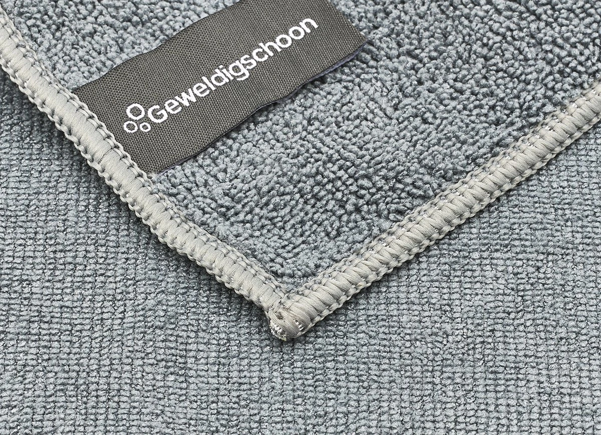 Geweldigschoon Grijze Microvezel Raamdoekenset Bestaande Uit 1 Schoonmaakdoek + 1 Droogdoek (raamdoeken, Raamset) 4 Geweldigschoon Grijze Microvezel Raamdoekenset Bestaande Uit 1 Schoonmaakdoek + 1 Droogdoek (raamdoeken, Raamset) - Afbeelding 2