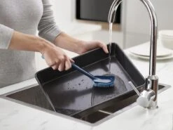 Joseph Joseph CleanTech Afwasborstel En Schrobber Set - Kunststof 13 Joseph Joseph CleanTech Afwasborstel En Schrobber Set - Kunststof -Schoonmaakartikelen Winkel 1200x899 4